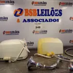 LOTE 248 - 02 CHUVEIROS ANTIGOS (NO ESTADO, NÃO SABEMOS SE FUNCIONA. LEILÃO NÃO TEM GARANTIA E NEM DEVOLUÇÃO).