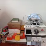 LOTE 093 - 01 PROJETOR DE SLIDER PAXIMAT DE LUXE HALOGEN 150 (NO ESTADO, NÃO SABEMOS SE FUNCIONA. LEILÃO NÃO TEM GARANTIA E NEM DEVOLUÇÃO).