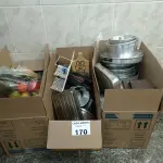 LOTE 170 - 01 LOTE COM UTENSÍLIOS PARA COZINHA (PANELAS E TRAVESSAS) (NO ESTADO, NÃO SABEMOS SE FUNCIONA. LEILÃO NÃO TEM GARANTIA E NEM DEVOLUÇÃO).
