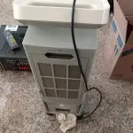 LOTE 224 - 01 CLIMATIZADO MIDEA (NO ESTADO, NÃO SABEMOS SE FUNCIONA. LEILÃO NÃO TEM GARANTIA E NEM DEVOLUÇÃO).