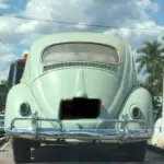 LOTE 306 - 01 FUSCA 1961; PLACA PRETA C/ INSCRIÇÃO 1961; MOTOR ORIGINAL 1200; TANQUE ALTO E PRESERVA A ORIGINALIDADEDELE. (NO ESTADO) OBS: OS LOTES 306 E 307 DE CARROS SE ENCONTRAM NO ENDEREÇO SQSW 311 BLOCO G APARTAMENTO 404 SUDOESTE -DF