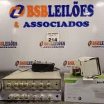 LOTE 214 - 01 LOTE COM MACERAS DE SEGURANÇA E MODULADOR VHF (NO ESTADO, NÃO SABEMOS SE FUNCIONA. LEILÃO NÃO TEM GARANTIA E NEM DEVOLUÇÃO).
