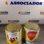 LOTE 051 - 02 GALÕES DE COLAMULT QUARTZOLIT, MULTIFUNÇÃO: CARPETE, BORRACHA, VINÍLICO E RODAPÉ 2,8KG. (NO ESTADO, LEILÃO NÃO TEM GARANTIA E NEM DEVOLUÇÃO, SUJEITO A POSSÍVEIS AVARIAS VISÍVEIS/OCULTAS E/OU AUSÊNCIA DE COMPONENTES).