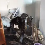 LOTE 046 - 01 LOTE COM VÁRIOS VENTILADORES MARCAS E MODELOS DIVERSOS PARA RETIRADA DE PEÇAS. (NO ESTADO, LEILÃO NÃO TEM GARANTIA E NEM DEVOLUÇÃO, SUJEITO A POSSÍVEIS AVARIAS VISÍVEIS/OCULTAS E/OU AUSÊNCIA DE COMPONENTES).