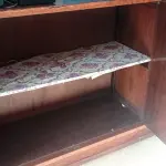 LOTE 086 - 01 ARMÁRIO EM MADEIRA ANTIGA COM 12 PORTAS (NO ESTADO, NÃO SABEMOS SE FUNCIONA. LEILÃO NÃO TEM GARANTIA E NEM DEVOLUÇÃO).