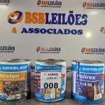 LOTE 008 - 03 GALÕES DE VERNIZ SAYERLACK 3,6L CORES DIVERSAS. (NO ESTADO, LEILÃO NÃO TEM GARANTIA E NEM DEVOLUÇÃO, SUJEITO A POSSÍVEIS AVARIAS VISÍVEIS/OCULTAS E/OU AUSÊNCIA DE COMPONENTES).