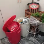 LOTE 158 - 01 LOTE COM FRUTEIRAS E CESTOS DE PLÁSTICO (NO ESTADO, NÃO SABEMOS SE FUNCIONA. LEILÃO NÃO TEM GARANTIA E NEM DEVOLUÇÃO).