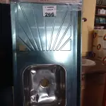 LOTE 266 - 01 PIA EM AÇO INOX CIMENTADA MEDINDO 1,60M X 0,53CM. (NO ESTADO, LEILÃO NÃO TEM GARANTIA E NEM DEVOLUÇÃO, SUJEITO A POSSÍVEIS AVARIAS VISÍVEIS/OCULTAS E/OU AUSÊNCIA DE COMPONENTES).