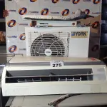 LOTE 275 - 01 EVAPORADORA MARCA HITACHI 12.000BTU E 01 CONDENSADORA MARCA YORK 9.000 BTU. (NO ESTADO, LEILÃO NÃO TEM GARANTIA E NEM DEVOLUÇÃO, SUJEITO A POSSÍVEIS AVARIAS VISÍVEIS/OCULTAS E/OU AUSÊNCIA DE COMPONENTES).