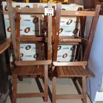 LOTE 331 - 04 CADEIRAS DOBRÁVEIS EM MADEIRA (NO ESTADO, LEILÃO NÃO TEM GARANTIA E NEM DEVOLUÇÃO, SUJEITO A POSSÍVEIS AVARIAS VISÍVEIS/OCULTAS E/OU AUSÊNCIA DE COMPONENTES).