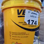 LOTE 174 - 01 BALDE DE MASSA ASFÁLTICA E 01 BALDE DE ADITIVO IMPERMEABILIZANTE PARA CONCRETOS E ARGAMASSAS 18L. (NO ESTADO, LEILÃO NÃO TEM GARANTIA E NEM DEVOLUÇÃO, SUJEITO A POSSÍVEIS AVARIAS VISÍVEIS/OCULTAS E/OU AUSÊNCIA DE COMPONENTES).