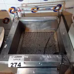 LOTE 274 - 01 FRITADEIRA ELÉTRICA. (NO ESTADO, LEILÃO NÃO TEM GARANTIA E NEM DEVOLUÇÃO, SUJEITO A POSSÍVEIS AVARIAS VISÍVEIS/OCULTAS E/OU AUSÊNCIA DE COMPONENTES).