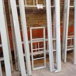 LOTE 384 - 01 CAMA BELICHE EM METAL SEM OS TRADO E COLCHÃO. (NO ESTADO, LEILÃO NÃO TEM GARANTIA E NEM DEVOLUÇÃO, SUJEITO A POSSÍVEIS AVARIAS VISÍVEIS/OCULTAS E/OU AUSÊNCIA DE COMPONENTES).