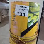 LOTE 131 - 02 BALDES DE VEDALIT, ADITIVO PLASTIFICANTE CONCENTRADO PARA ARGAMASSAS DE ASSENTAMENTO E REBOCO CONVENCIONAL. (NO ESTADO, LEILÃO NÃO TEM GARANTIA E NEM DEVOLUÇÃO, SUJEITO A POSSÍVEIS AVARIAS VISÍVEIS/OCULTAS E/OU AUSÊNCIA DE COMPONENTES).