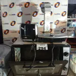 LOTE 294 - 01 CENTRIFUGA PARA SHAKES, 01 FORNO ELÉTRICO, 02 FOGÕES PORTÁTEIS, 01 BALANÇA, 01 FOGÃO DE INDUÇÃO, 01 RALADOR DE QUEIJO ELÉTRICO E 01 TORRADEIRA MARCAS E MODELOS DIVERSOS. (NO ESTADO, LEILÃO NÃO TEM GARANTIA E NEM DEVOLUÇÃO, SUJEITO A POSSÍVEIS AVARIAS VISÍVEIS/OCULTAS E/OU AUSÊNCIA DE COMPONENTES).