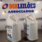LOTE 244 - 10 LITROS DE HIPOCLORITO DE SÓDIO 12%. (NO ESTADO, LEILÃO NÃO TEM GARANTIA E NEM DEVOLUÇÃO, SUJEITO A POSSÍVEIS AVARIAS VISÍVEIS/OCULTAS E/OU AUSÊNCIA DE COMPONENTES).