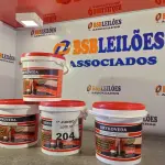 LOTE 204 - 04 BALDES DE DRYKOVEDA, ADITIVO IMPERMEABILIZANTE PARA CONCRETO E ARGAMASSAS. (NO ESTADO, LEILÃO NÃO TEM GARANTIA E NEM DEVOLUÇÃO, SUJEITO A POSSÍVEIS AVARIAS VISÍVEIS/OCULTAS E/OU AUSÊNCIA DE COMPONENTES).