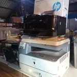 LOTE 221 - 01 REFRESQUEIRA MARCA IBBL. (NO ESTADO, LEILÃO NÃO TEM GARANTIA E NEM DEVOLUÇÃO, SUJEITO A POSSÍVEIS AVARIAS VISÍVEIS/OCULTAS E/OU AUSÊNCIA DE COMPONENTES).