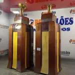 LOTE 270 - 02 BASES PARA ABAJUR EM MADEIRA. (NO ESTADO, LEILÃO NÃO TEM GARANTIA E NEM DEVOLUÇÃO, SUJEITO A POSSÍVEIS AVARIAS VISÍVEIS/OCULTAS E/OU AUSÊNCIA DE COMPONENTES).