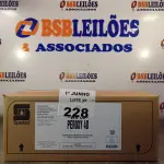 LOTE 228 - 06 BALDES DE WIPES PEROXY 40, PANOS UMEDECIDOS DESINFETANTE HOSPITALAR PARA SUPERFÍCIES FIXAS E ARTIGOS NÃO CRÍTICOS. (NO ESTADO, LEILÃO NÃO TEM GARANTIA E NEM DEVOLUÇÃO, SUJEITO A POSSÍVEIS AVARIAS VISÍVEIS/OCULTAS E/OU AUSÊNCIA DE COMPONENTES).