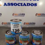 LOTE 136 - 04 LATAS DE MASSA PARA MADEIRA SAYERLACK NAS CORES CEREJEIRA/JATOBÁ. (NO ESTADO, LEILÃO NÃO TEM GARANTIA E NEM DEVOLUÇÃO, SUJEITO A POSSÍVEIS AVARIAS VISÍVEIS/OCULTAS E/OU AUSÊNCIA DE COMPONENTES).