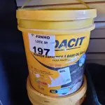 LOTE 197 - 01 BALDE DE PRIMER ASFÁLTICO A BASE D’AGUA PARA MANTAS E 01 BALDE DE ADITIVO IMPERMEABILIZANTE PARA CONCRETOS E ARGAMASSAS 18L. (NO ESTADO, LEILÃO NÃO TEM GARANTIA E NEM DEVOLUÇÃO, SUJEITO A POSSÍVEIS AVARIAS VISÍVEIS/OCULTAS E/OU AUSÊNCIA DE COMPONENTES).