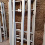 LOTE 387 - 01 CAMA BELICHE EM METAL SEM OS TRADO E COLCHÃO. (NO ESTADO, LEILÃO NÃO TEM GARANTIA E NEM DEVOLUÇÃO, SUJEITO A POSSÍVEIS AVARIAS VISÍVEIS/OCULTAS E/OU AUSÊNCIA DE COMPONENTES).