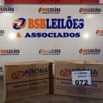 LOTE 072 - 02 CAIXAS COM BISNAGAS DE ADESIVO PLÁSTICO PARA TUBOS E CONEXÕES DE PVC RÍGIDO 75G 30 UNIDADES CADA. (NO ESTADO, LEILÃO NÃO TEM GARANTIA E NEM DEVOLUÇÃO, SUJEITO A POSSÍVEIS AVARIAS VISÍVEIS/OCULTAS E/OU AUSÊNCIA DE COMPONENTES).