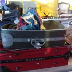 LOTE 356 - 01 BOLSA E 02 MALAS DE VIAGEM. (NO ESTADO, LEILÃO NÃO TEM GARANTIA E NEM DEVOLUÇÃO, SUJEITO A POSSÍVEIS AVARIAS VISÍVEIS/OCULTAS E/OU AUSÊNCIA DE COMPONENTES).