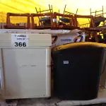 LOTE 366 - 02 FRAGMENTADORAS DE PAPEL MARCAS E MODELOS DIVERSOS. (NO ESTADO, LEILÃO NÃO TEM GARANTIA E NEM DEVOLUÇÃO, SUJEITO A POSSÍVEIS AVARIAS VISÍVEIS/OCULTAS E/OU AUSÊNCIA DE COMPONENTES).