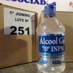 LOTE 251 - 02 CAIXAS COM ÁLCOOL EM GEL 70º INPM COM HIDRATANTE 440G 12 1UNIDADES CADA. (NO ESTADO, LEILÃO NÃO TEM GARANTIA E NEM DEVOLUÇÃO, SUJEITO A POSSÍVEIS AVARIAS VISÍVEIS/OCULTAS E/OU AUSÊNCIA DE COMPONENTES).
