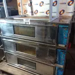 LOTE 277 - 01 FORNO ELÉTRICO INDUSTRIAL MARCA METALMAQ COM 03 PORTAS. (NO ESTADO, LEILÃO NÃO TEM GARANTIA E NEM DEVOLUÇÃO, SUJEITO A POSSÍVEIS AVARIAS VISÍVEIS/OCULTAS E/OU AUSÊNCIA DE COMPONENTES).