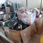 LOTE 067 - 01 LOTE COM MATERIAIS DIVERSOS. (NO ESTADO, LEILÃO NÃO TEM GARANTIA E NEM DEVOLUÇÃO, SUJEITO A POSSÍVEIS AVARIAS VISÍVEIS/OCULTAS E/OU AUSÊNCIA DE COMPONENTES).