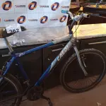 LOTE 362 - 01 BICICLETA MARCA CALOI ARO26. (NO ESTADO, LEILÃO NÃO TEM GARANTIA E NEM DEVOLUÇÃO, SUJEITO A POSSÍVEIS AVARIAS VISÍVEIS/OCULTAS E/OU AUSÊNCIA DE COMPONENTES).