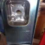 LOTE 266 - 01 PIA EM AÇO INOX CIMENTADA MEDINDO 1,60M X 0,53CM. (NO ESTADO, LEILÃO NÃO TEM GARANTIA E NEM DEVOLUÇÃO, SUJEITO A POSSÍVEIS AVARIAS VISÍVEIS/OCULTAS E/OU AUSÊNCIA DE COMPONENTES).