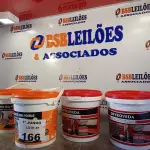 LOTE 166 - 02 BALDES DE DRYKOVEDA E 02 BALDES DE DESMOLDANTE PARA FORMAS 3,6L. (NO ESTADO, LEILÃO NÃO TEM GARANTIA E NEM DEVOLUÇÃO, SUJEITO A POSSÍVEIS AVARIAS VISÍVEIS/OCULTAS E/OU AUSÊNCIA DE COMPONENTES).