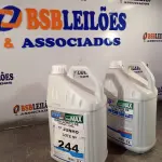 LOTE 244 - 10 LITROS DE HIPOCLORITO DE SÓDIO 12%. (NO ESTADO, LEILÃO NÃO TEM GARANTIA E NEM DEVOLUÇÃO, SUJEITO A POSSÍVEIS AVARIAS VISÍVEIS/OCULTAS E/OU AUSÊNCIA DE COMPONENTES).