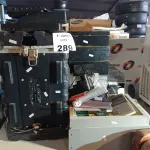 LOTE 289 - 01 LOTE COM MATERIAIS DIVERSOS. (NO ESTADO, LEILÃO NÃO TEM GARANTIA E NEM DEVOLUÇÃO, SUJEITO A POSSÍVEIS AVARIAS VISÍVEIS/OCULTAS E/OU AUSÊNCIA DE COMPONENTES).
