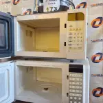 LOTE 173 - 02 MICRO-ONDAS E 01 CAFETEIRA INDUSTRIAL. (NO ESTADO, LEILÃO NÃO TEM GARANTIA E NEM DEVOLUÇÃO, SUJEITO A POSSÍVEIS AVARIAS VISÍVEIS/OCULTAS E/OU AUSÊNCIA DE COMPONENTES).