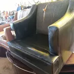 LOTE 369 - 02 POLTRONAS DO VOVÔ. (NO ESTADO, LEILÃO NÃO TEM GARANTIA E NEM DEVOLUÇÃO, SUJEITO A POSSÍVEIS AVARIAS VISÍVEIS/OCULTAS E/OU AUSÊNCIA DE COMPONENTES).