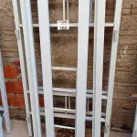 LOTE 386 - 01 CAMA BELICHE EM METAL SEM OS TRADO E COLCHÃO. (NO ESTADO, LEILÃO NÃO TEM GARANTIA E NEM DEVOLUÇÃO, SUJEITO A POSSÍVEIS AVARIAS VISÍVEIS/OCULTAS E/OU AUSÊNCIA DE COMPONENTES).
