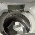 LOTE 343 - 01 LAVADORA DE ROUPAS MARCA ELECTROLUX CAPACIDADE 7KG 127V. (NO ESTADO, LEILÃO NÃO TEM GARANTIA E NEM DEVOLUÇÃO, SUJEITO A POSSÍVEIS AVARIAS VISÍVEIS/OCULTAS E/OU AUSÊNCIA DE COMPONENTES).
