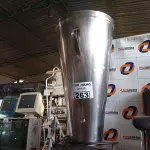 LOTE 263 - 01 LIQUIDIFICADOR BASCULANTE. (NO ESTADO, LEILÃO NÃO TEM GARANTIA E NEM DEVOLUÇÃO, SUJEITO A POSSÍVEIS AVARIAS VISÍVEIS/OCULTAS E/OU AUSÊNCIA DE COMPONENTES).