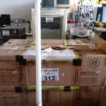 LOTE 312 - 01 LOTE COM GRANDE QUANTIDADE DE LÂMPADAS TUBULAR DE LED. (NO ESTADO, LEILÃO NÃO TEM GARANTIA E NEM DEVOLUÇÃO, SUJEITO A POSSÍVEIS AVARIAS VISÍVEIS/OCULTAS E/OU AUSÊNCIA DE COMPONENTES).