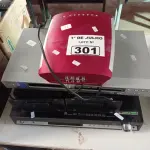 LOTE 301 - 03 APARELHOS DE DVD MARCAS E MODELOS DIVERSOS. (NO ESTADO, LEILÃO NÃO TEM GARANTIA E NEM DEVOLUÇÃO, SUJEITO A POSSÍVEIS AVARIAS VISÍVEIS/OCULTAS E/OU AUSÊNCIA DE COMPONENTES).