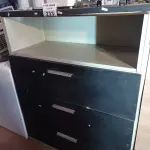 LOTE 233 - 01 ARMÁRIO DE AÇO COM 03 PORTAS. (NO ESTADO, LEILÃO NÃO TEM GARANTIA E NEM DEVOLUÇÃO, SUJEITO A POSSÍVEIS AVARIAS VISÍVEIS/OCULTAS E/OU AUSÊNCIA DE COMPONENTES).