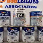 LOTE 149 - 05 LATAS DE CATALISADOR EXCLUSIVO PARA MASSA E FUNDO EPÓXI 900ML E 02 LATAS DE ESMALTE EUCATEX MADEIRA E METAIS 900ML NA COR PRETO FOSCO. (NO ESTADO, LEILÃO NÃO TEM GARANTIA E NEM DEVOLUÇÃO, SUJEITO A POSSÍVEIS AVARIAS VISÍVEIS/OCULTAS E/OU AUSÊNCIA DE COMPONENTES).