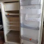 LOTE 260 - 01 GELADEIRA MARCA CÔNSUL 127V. (NO ESTADO, LEILÃO NÃO TEM GARANTIA E NEM DEVOLUÇÃO, SUJEITO A POSSÍVEIS AVARIAS VISÍVEIS/OCULTAS E/OU AUSÊNCIA DE COMPONENTES).