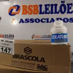 LOTE 147 - 30 FRASCOS DE COLA TUBO ST 175G. (NO ESTADO, LEILÃO NÃO TEM GARANTIA E NEM DEVOLUÇÃO, SUJEITO A POSSÍVEIS AVARIAS VISÍVEIS/OCULTAS E/OU AUSÊNCIA DE COMPONENTES).