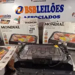 LOTE 155 - 04 CHURRASQUEIRAS ELÉTRICAS MARCAS E MODELOS DIVERSOS SENDO 03 127V E 01 220V. (NO ESTADO, LEILÃO NÃO TEM GARANTIA E NEM DEVOLUÇÃO, SUJEITO A POSSÍVEIS AVARIAS VISÍVEIS/OCULTAS E/OU AUSÊNCIA DE COMPONENTES).